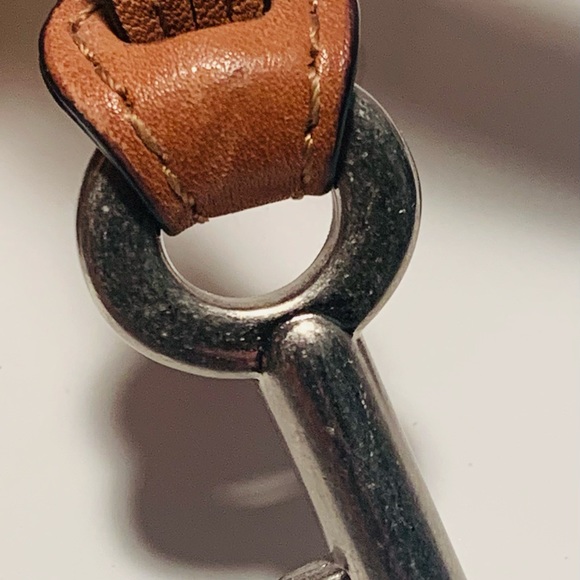 Fossil Leather Large Tan Shoulder Bag Satchel - Picture 5 of 9